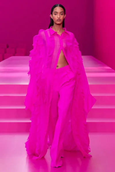 Look 11